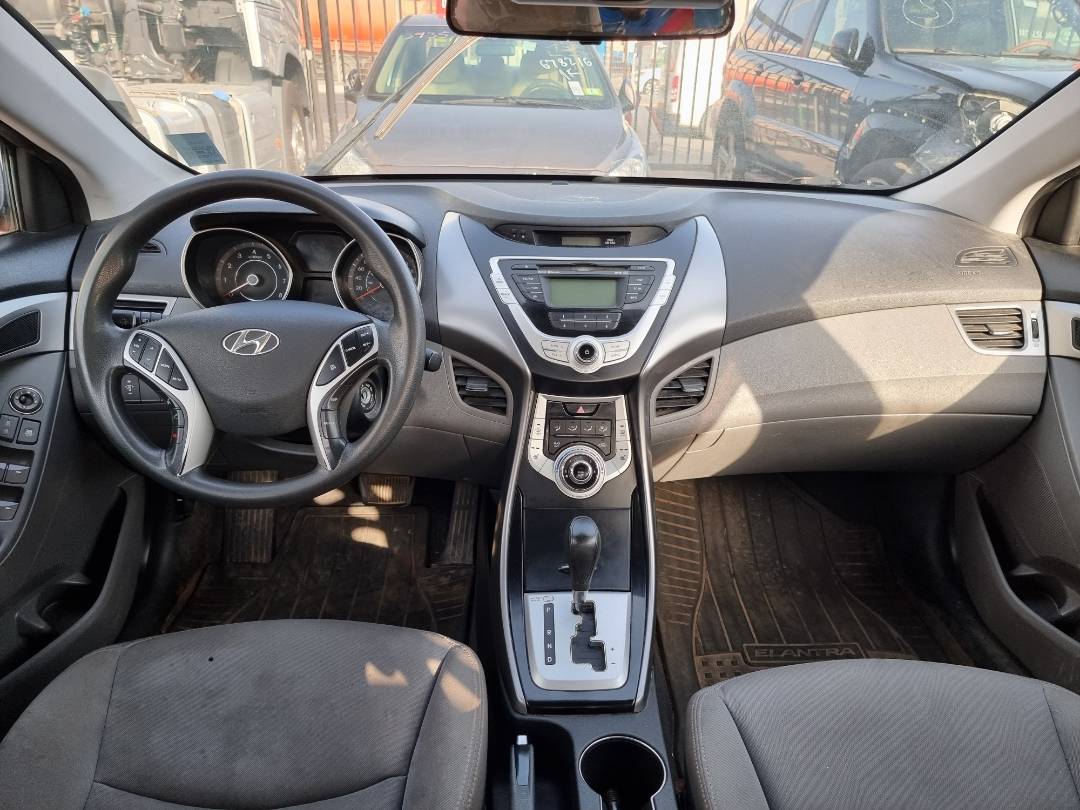 2012 HYUNDAI ELANTRA — 185643 KM — Lot 1325487 — Main - Marhaba Auctions Used Cars - Image 7