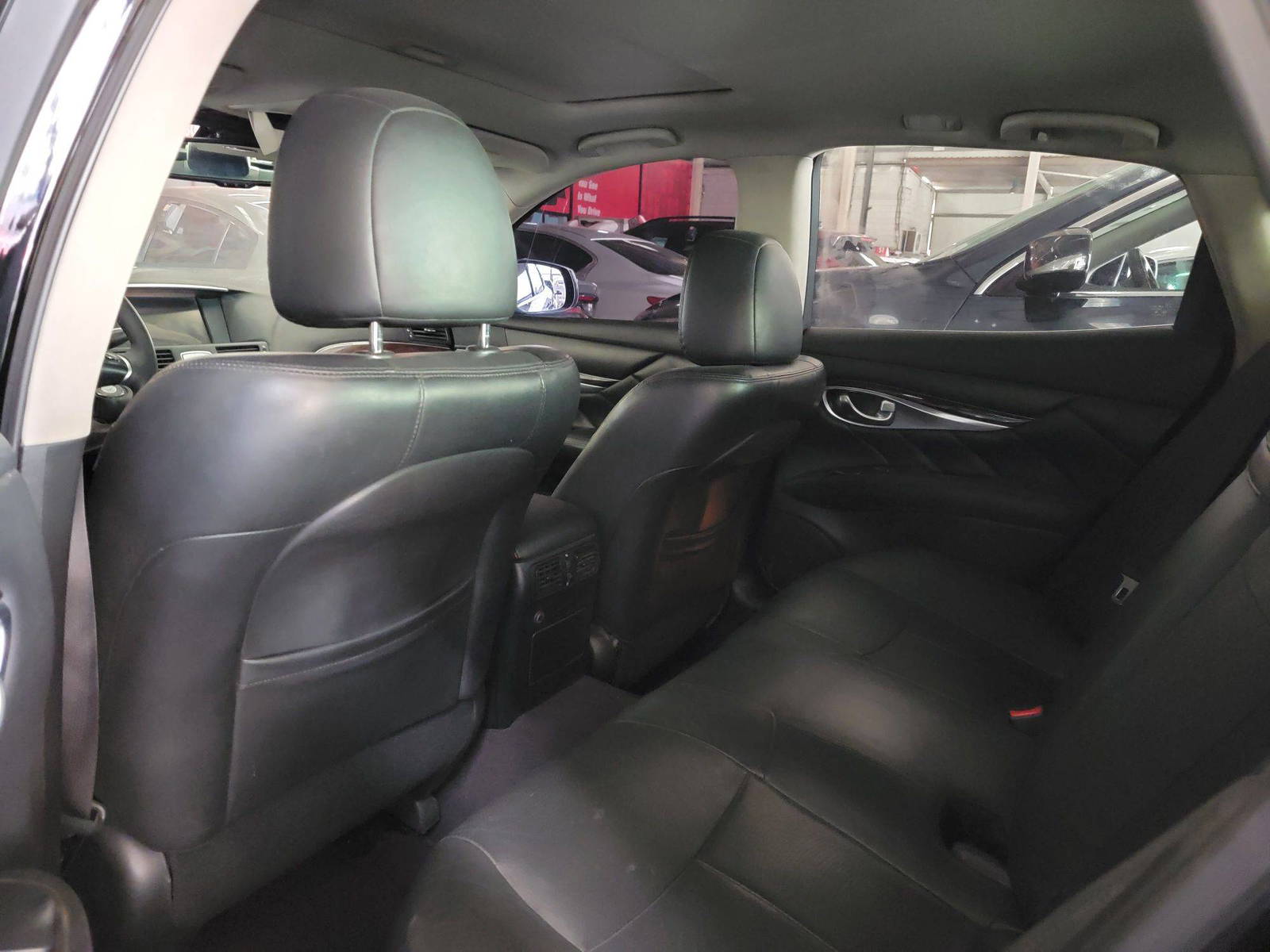 INFINITI Q70 2017 - Marhaba Auction Used Cars - Image 7