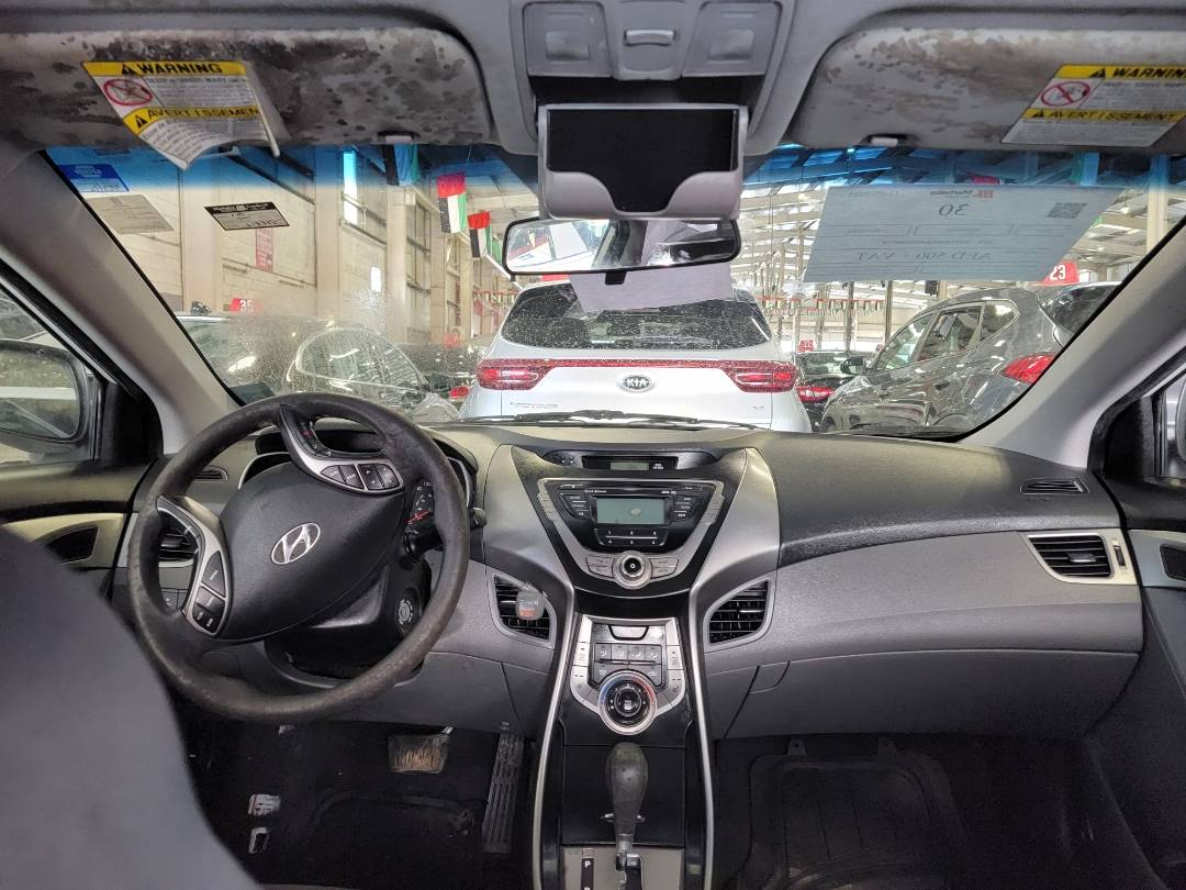 2013 HYUNDAI ELANTRA — 218755 KM — Lot 42490 — Main - Marhaba Auctions Used Cars - Image 8