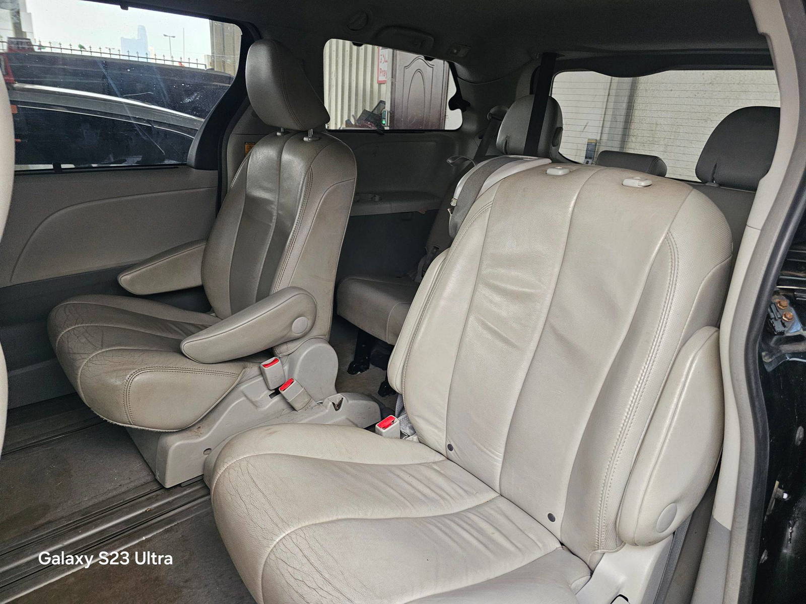 2012 TOYOTA SIENNA — 179639 Miles — Lot 43527774 — Main - Marhaba Auctions Used Cars - Image 8