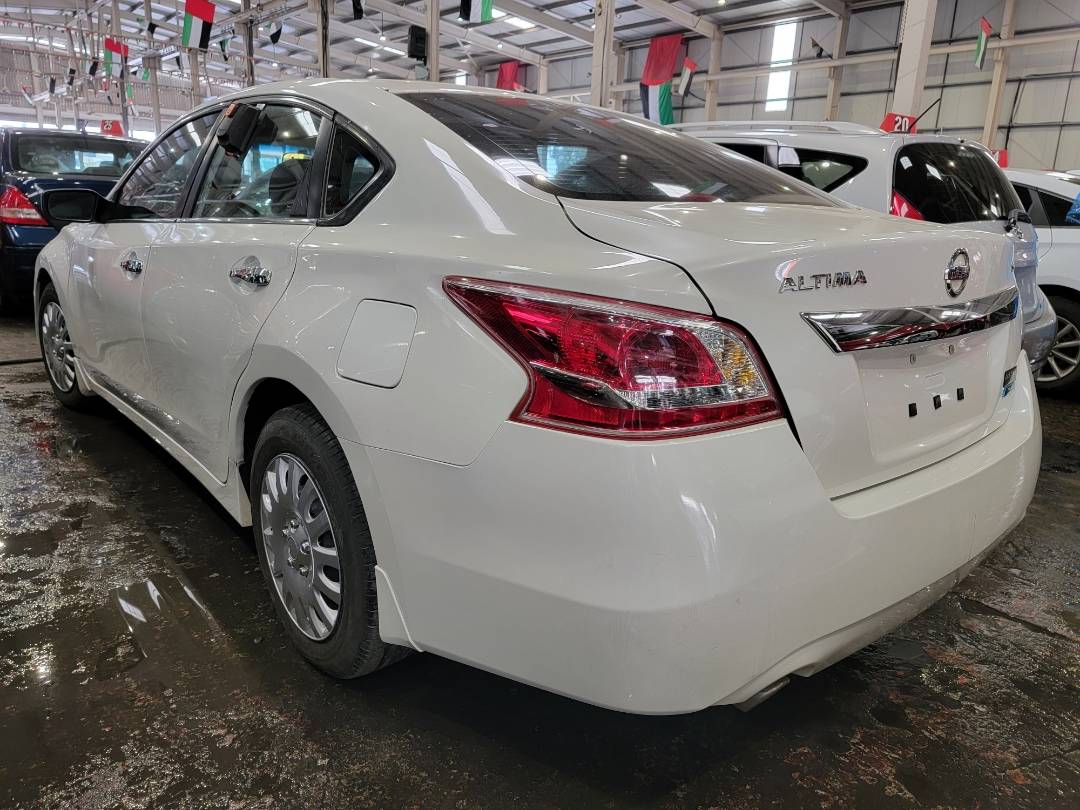2014 NISSAN ALTIMA — 178174 Miles — Lot 112181 - Marhaba Auctions Used Cars - Image 3