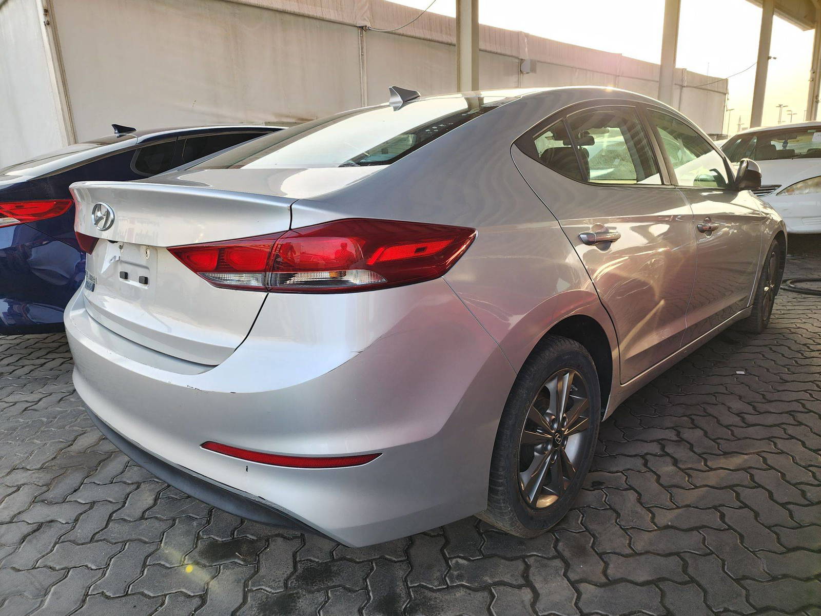 2017 HYUNDAI ELANTRA — 140281 Miles — Lot 633400 — Souq - Marhaba Auctions Used Cars - Image 3