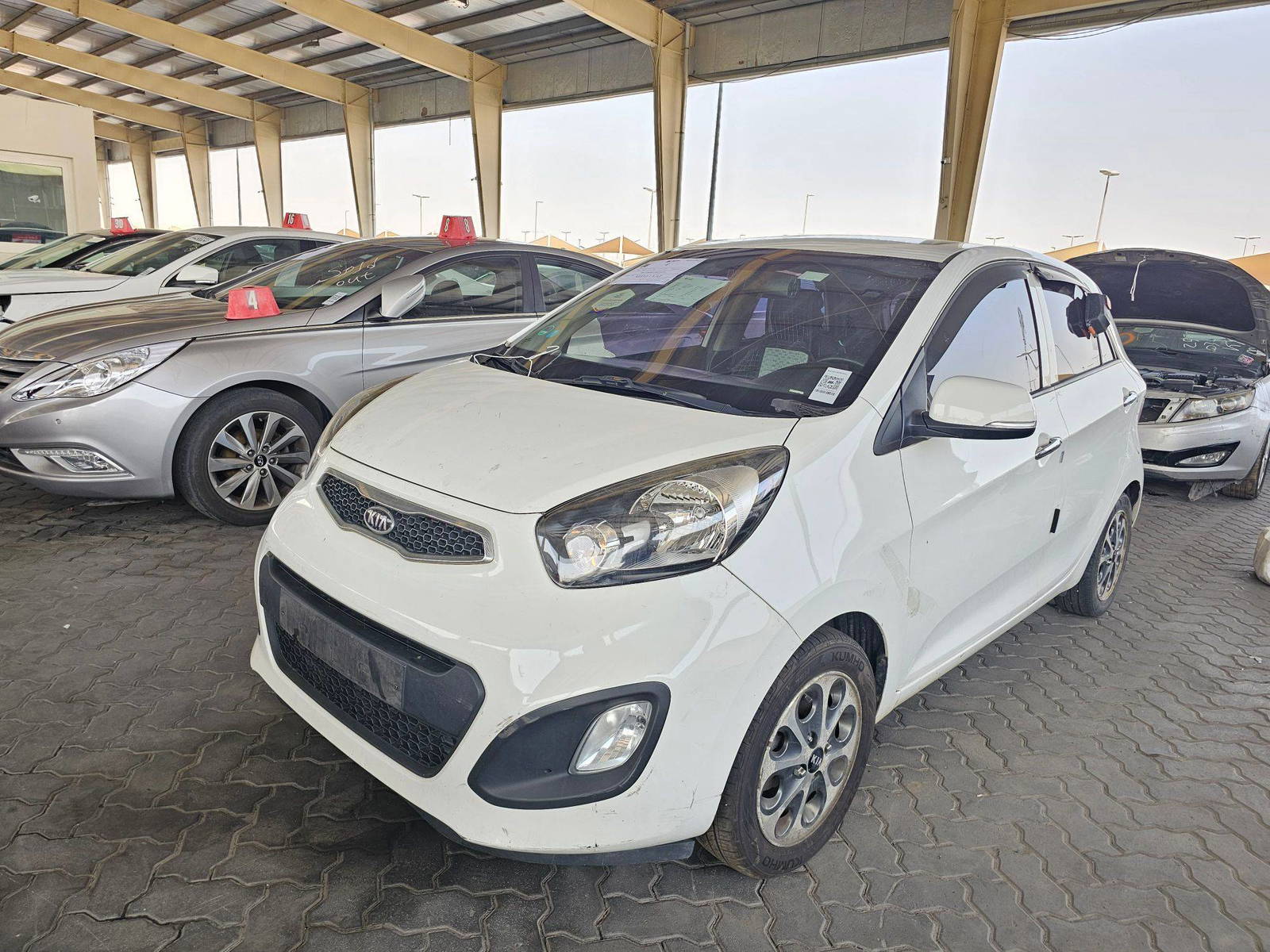 2012 KIA MORNING — 265744 KM — Lot 195774 — Souq - Marhaba Auctions Used Cars - Image 5