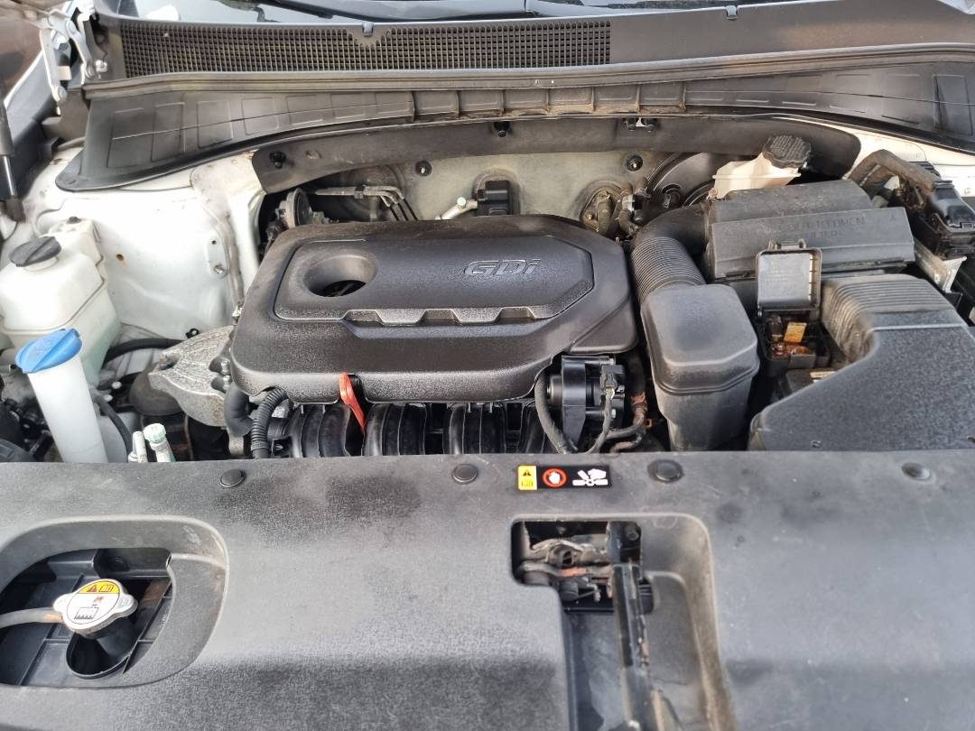 2017 KIA SORENTO — 165365 Miles — Lot 215478 — Souq - Marhaba Auctions Used Cars - Image 11