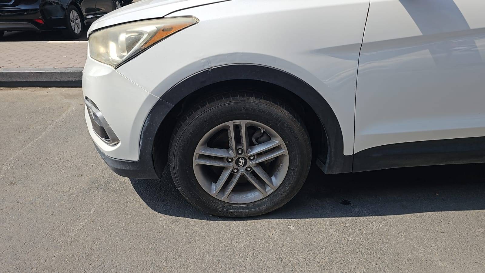 2017 HYUNDAI SANTA FE — 86106 Miles — Lot HH042220 — Souq - Marhaba Auctions Used Cars - Image 10