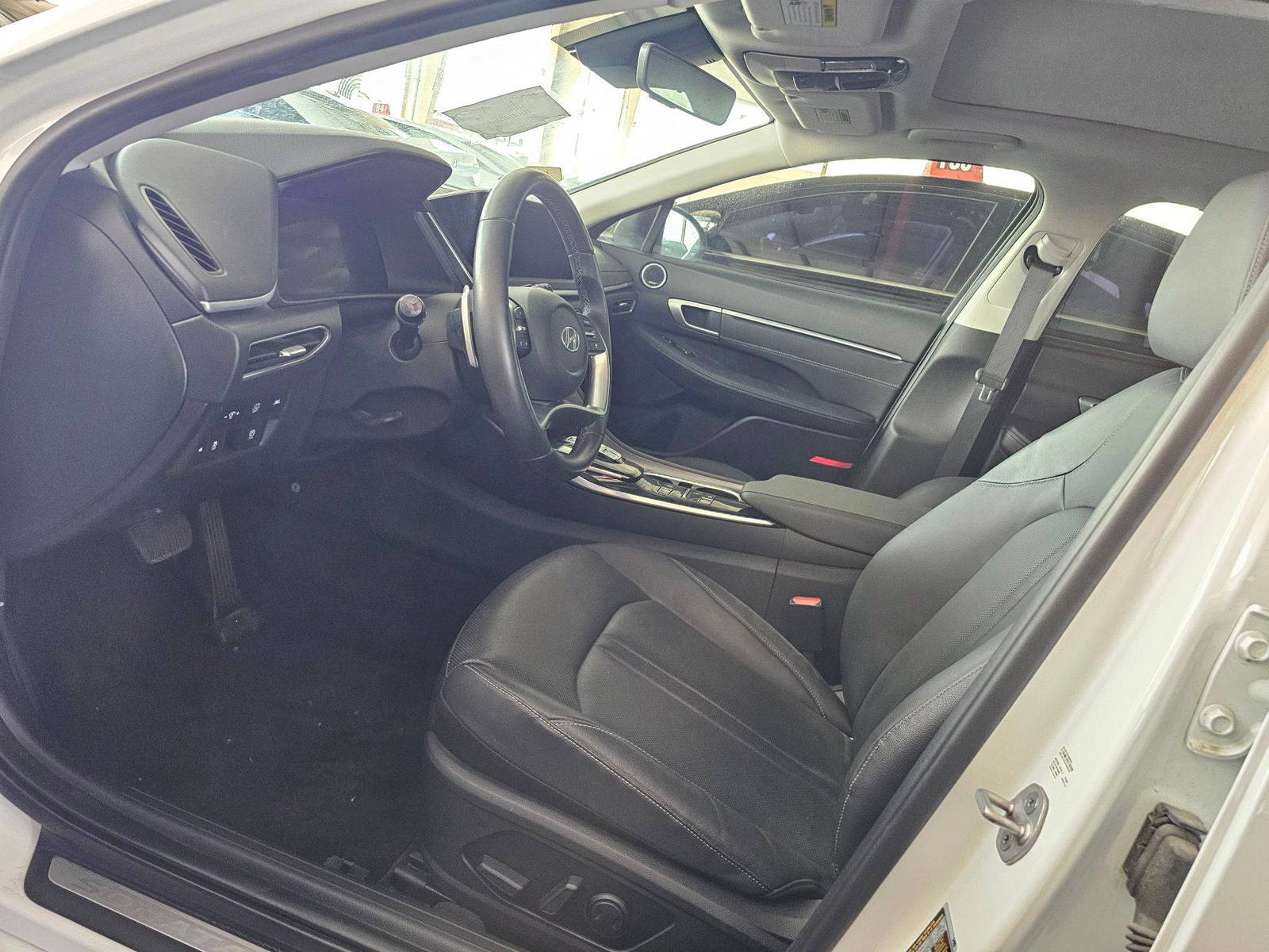 HYUNDAI SONATA 2023 - Marhaba Auction Used Cars - Image 8