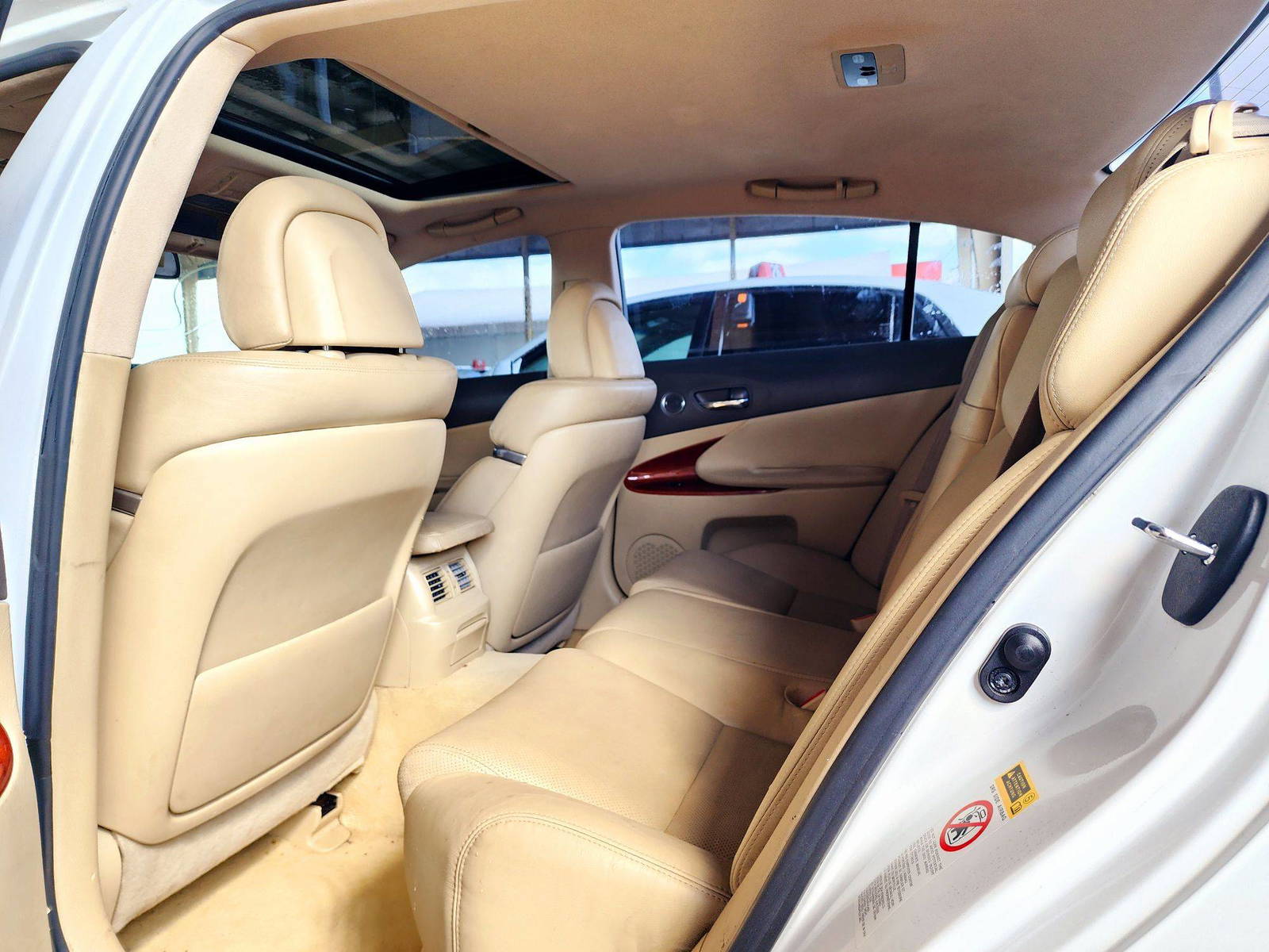 2008 LEXUS GS 350 — 195586 Miles — Lot 60632234 — Souq - Marhaba Auctions Used Cars - Image 6