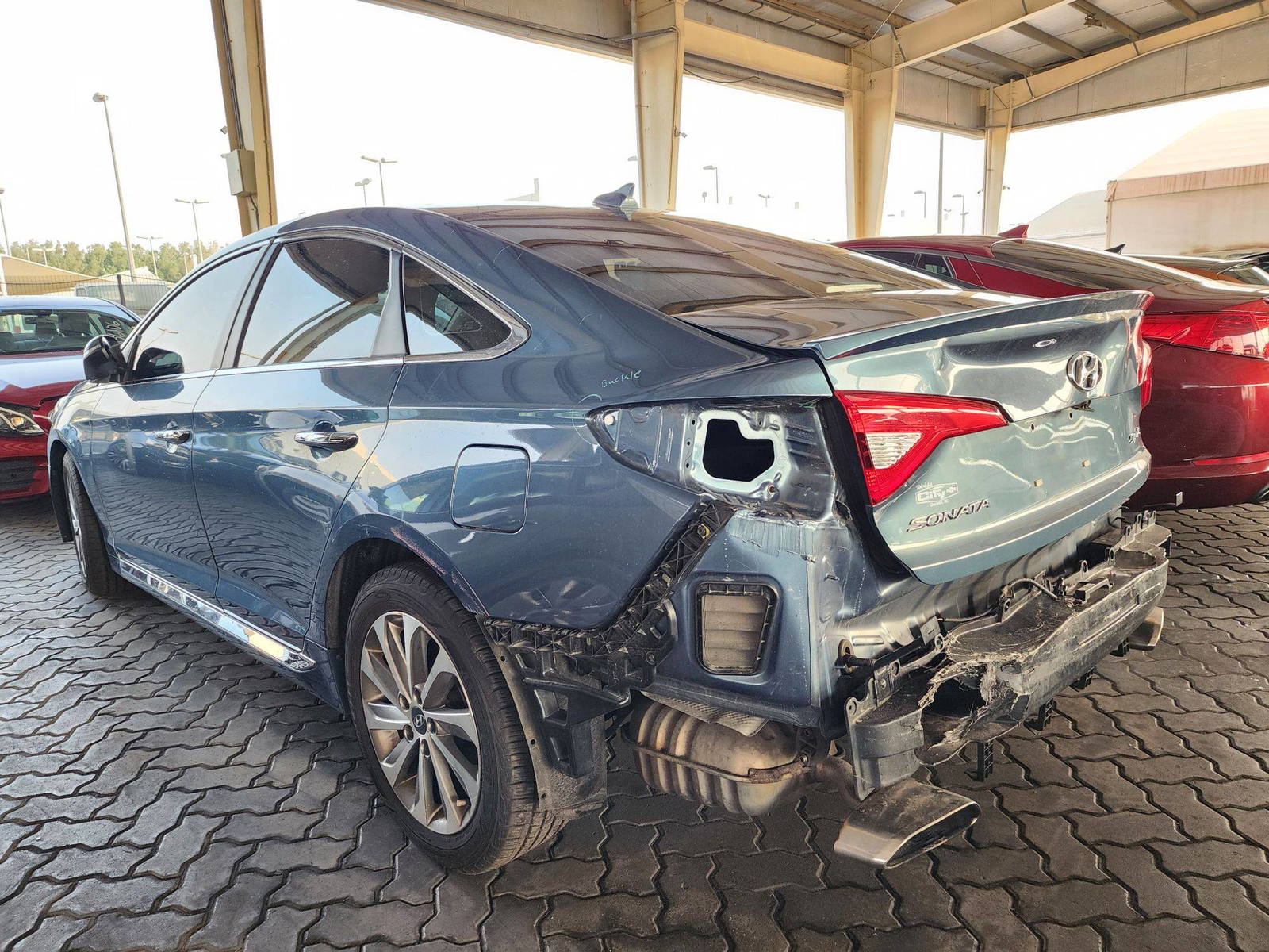 2016 HYUNDAI SONATA SPORT — 104439 Miles — Lot 46545994 — Souq - Marhaba Auctions Used Cars - Image 5