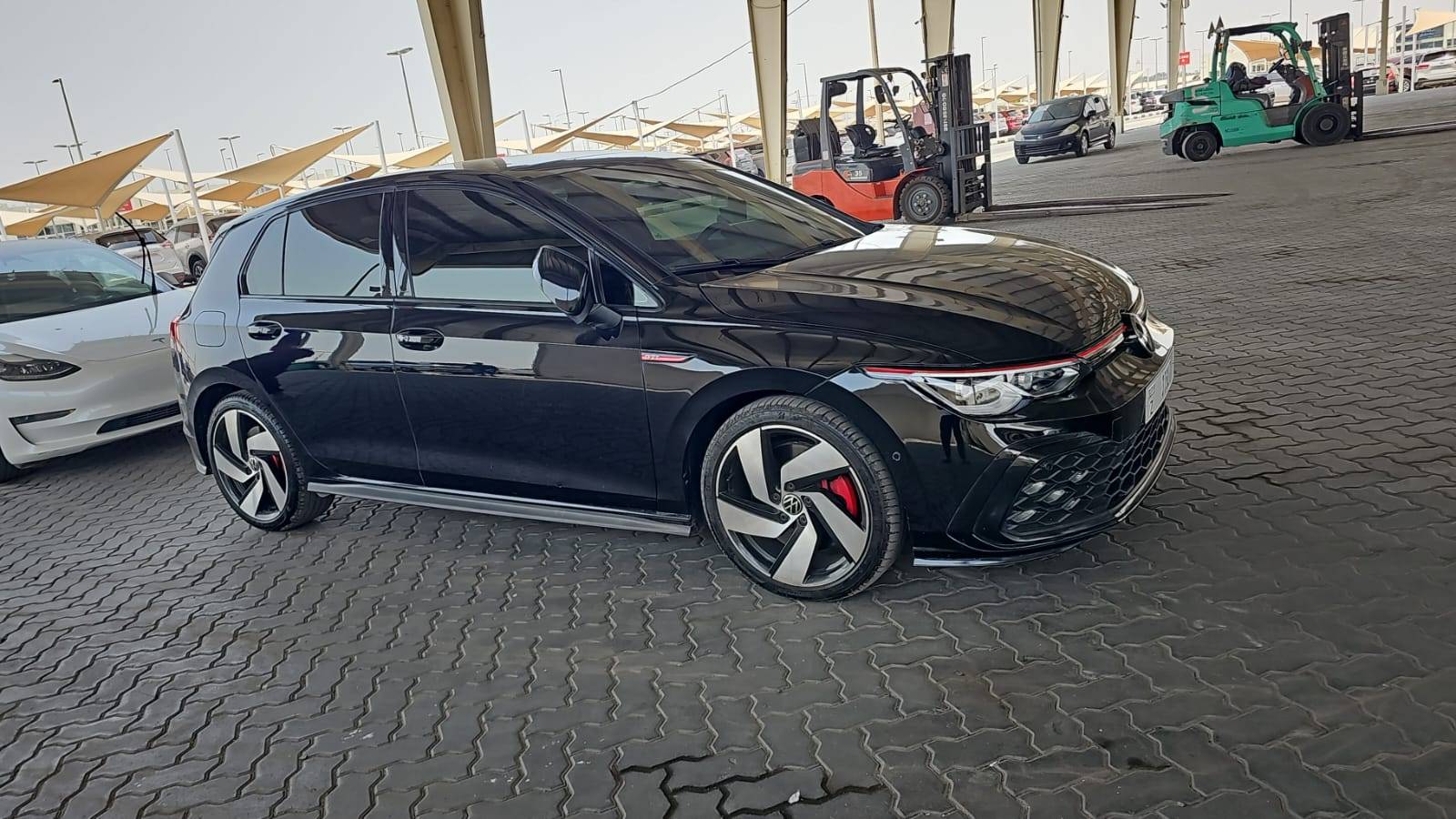 2023 VOLKSWAGEN GOLF GTI SE — 95286 KM — Lot 4PW116626 — Main - Marhaba Auctions Used Cars - Image 5