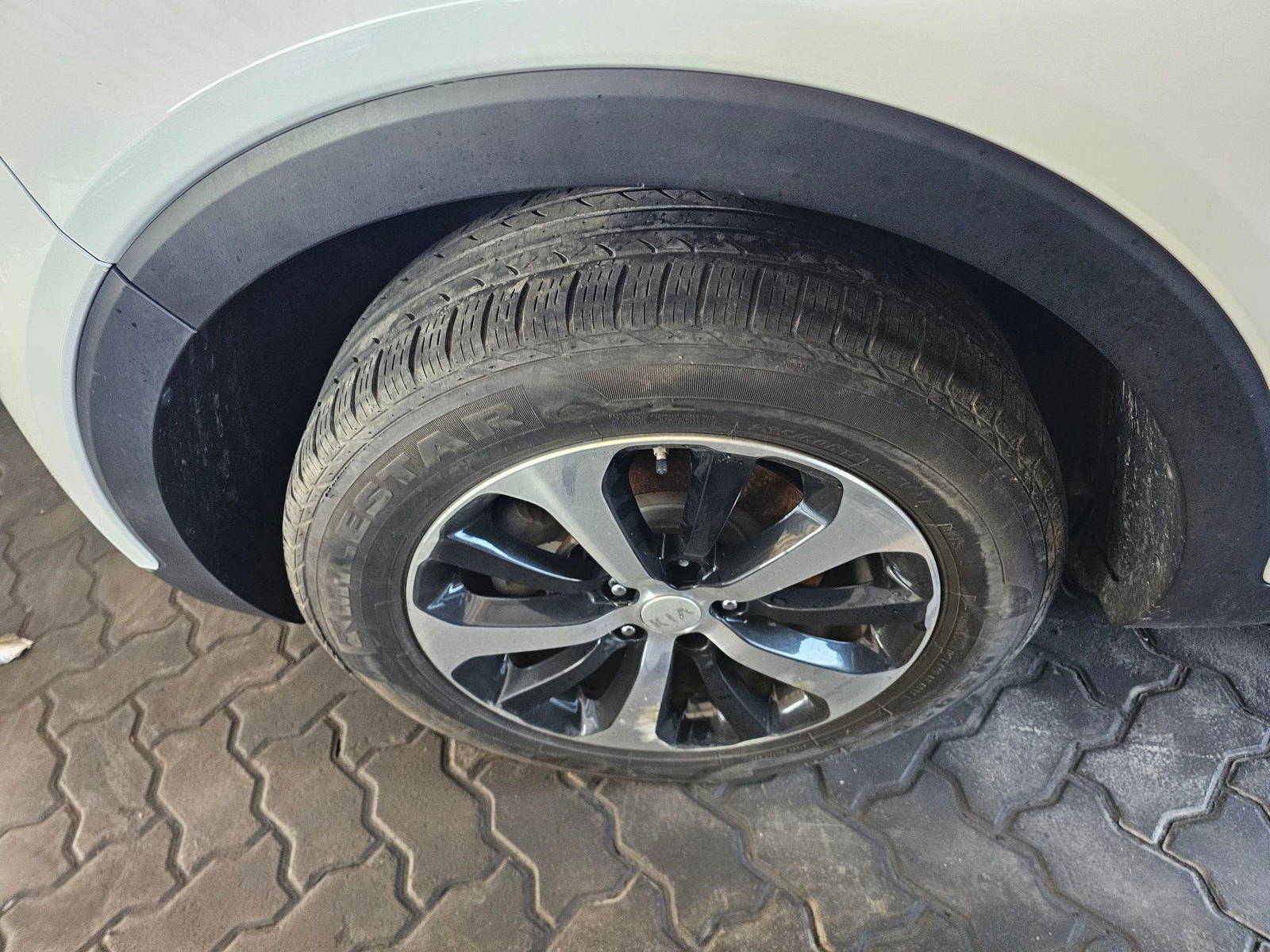 KIA SORENTO 2016 - Marhaba Auction Used Cars - Image 9