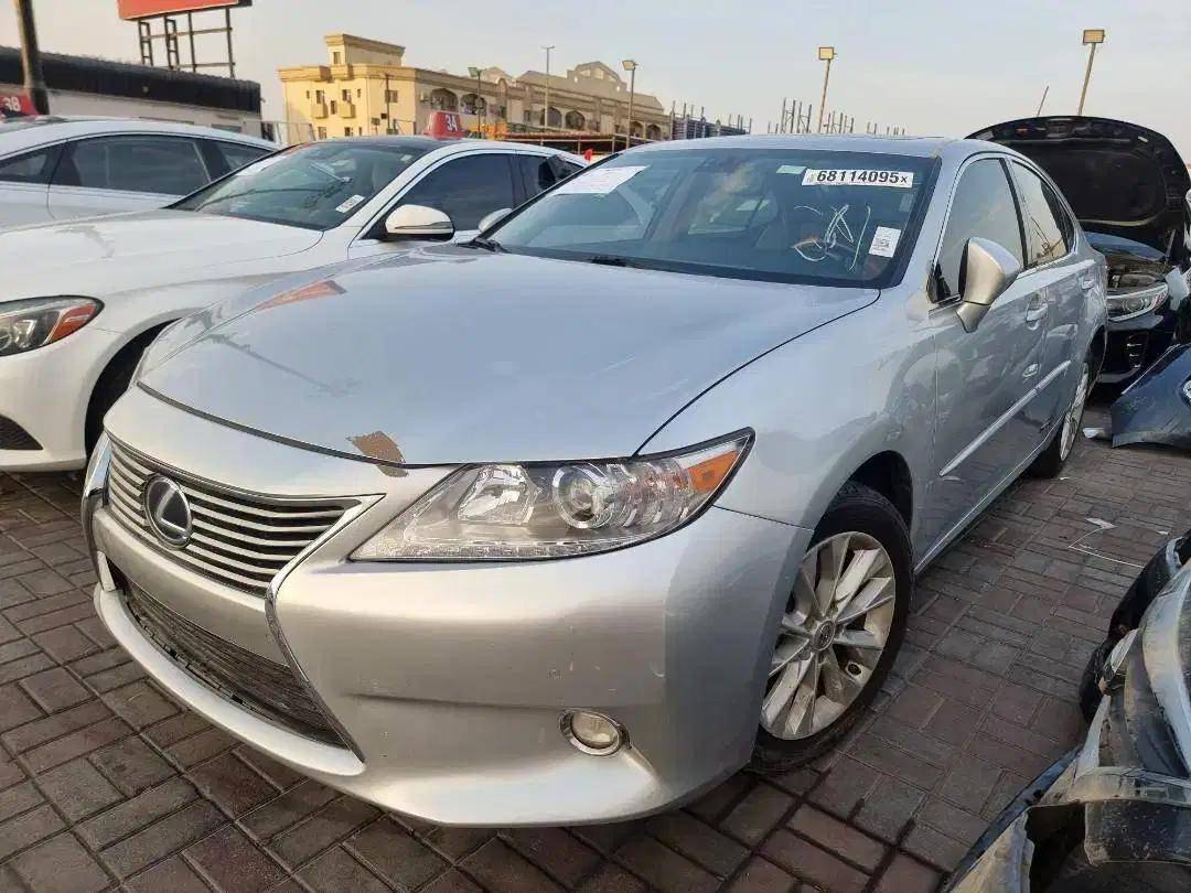 LEXUS ES 300H