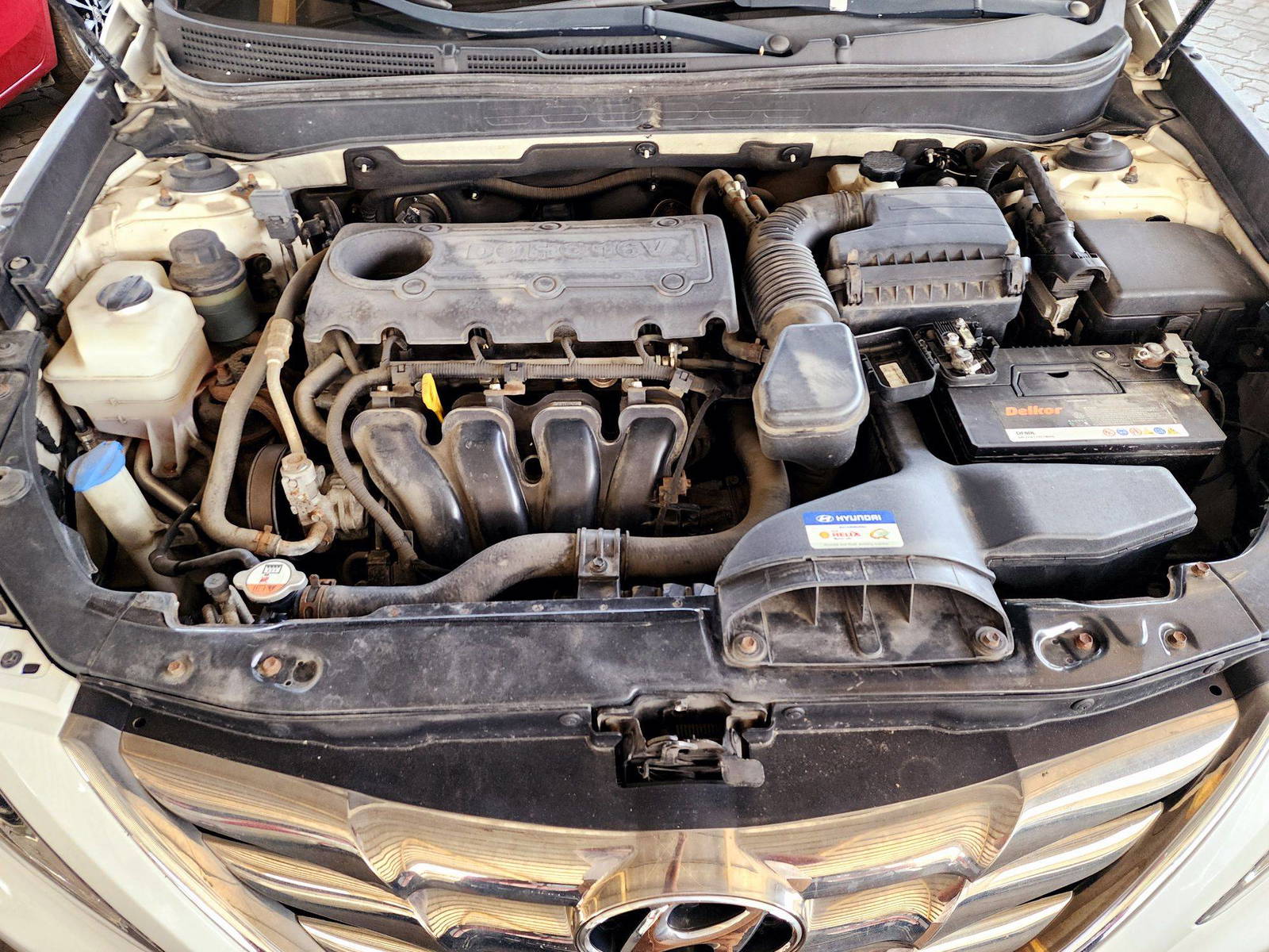 2010 HYUNDAI SONATA — 90930 KM — Lot 100255 — Souq - Marhaba Auctions Used Cars - Image 11