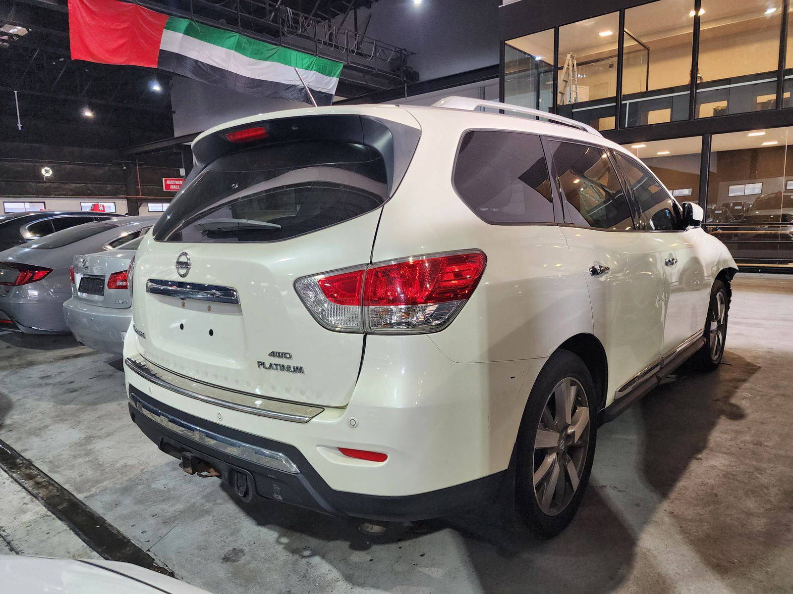2015 NISSAN PATHFINDER — 137588 KM — Lot 87882325 — Souq - Marhaba Auctions Used Cars - Image 6