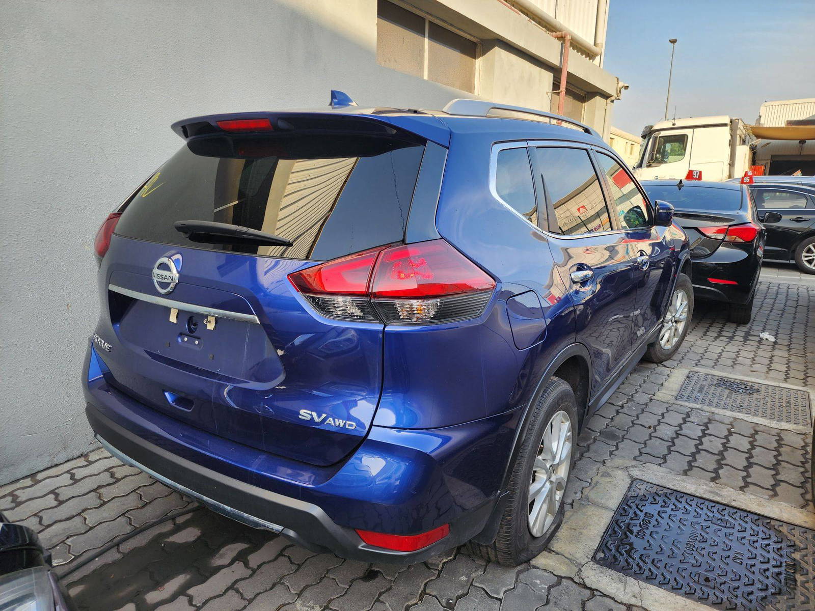 2018 NISSAN ROGUE — 137498 KM — Lot 41583455 — Ind. 12 - Marhaba Auctions Used Cars - Image 4
