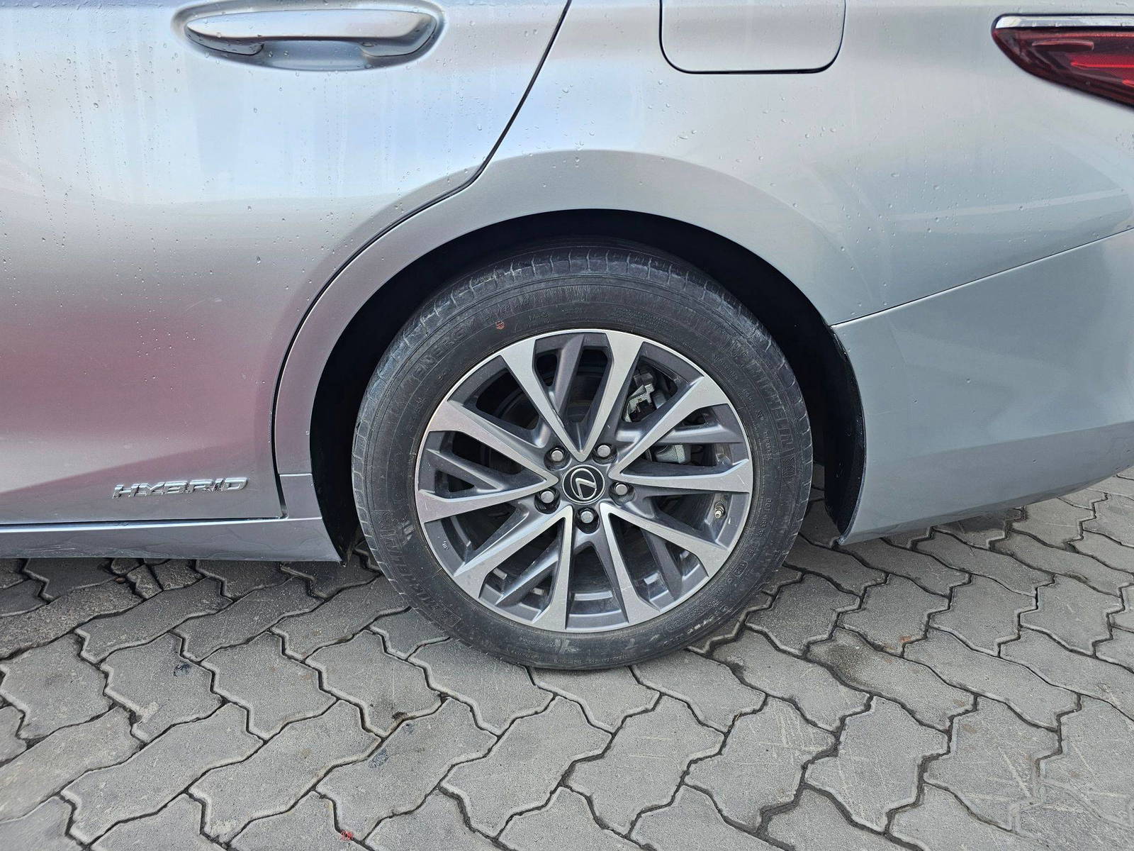 LEXUS ES 300H 2022 - Marhaba Auction Used Cars - Image 11