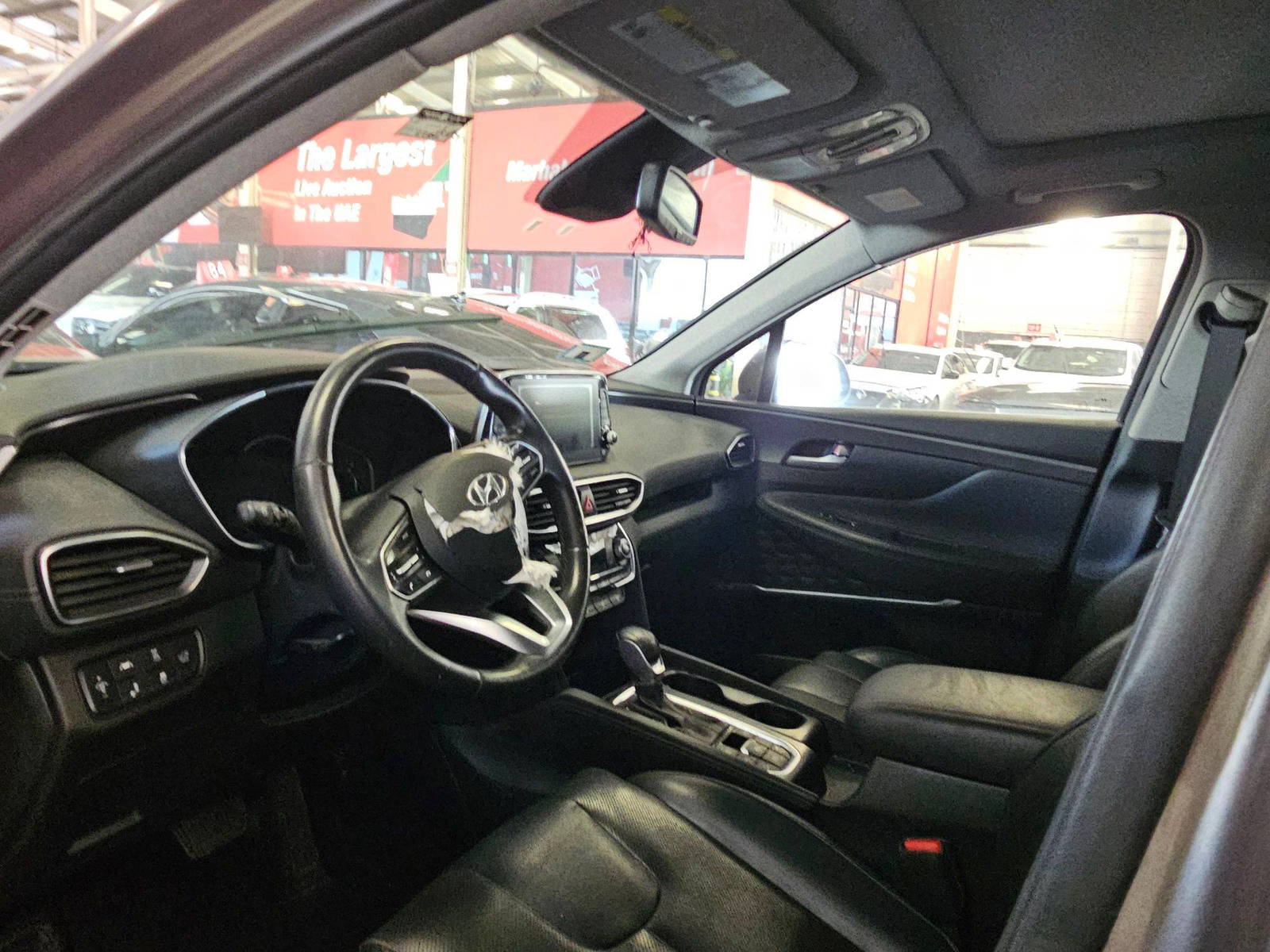 HYUNDAI SANTA FE LIMITED 2019 - Marhaba Auction Used Cars - Image 8