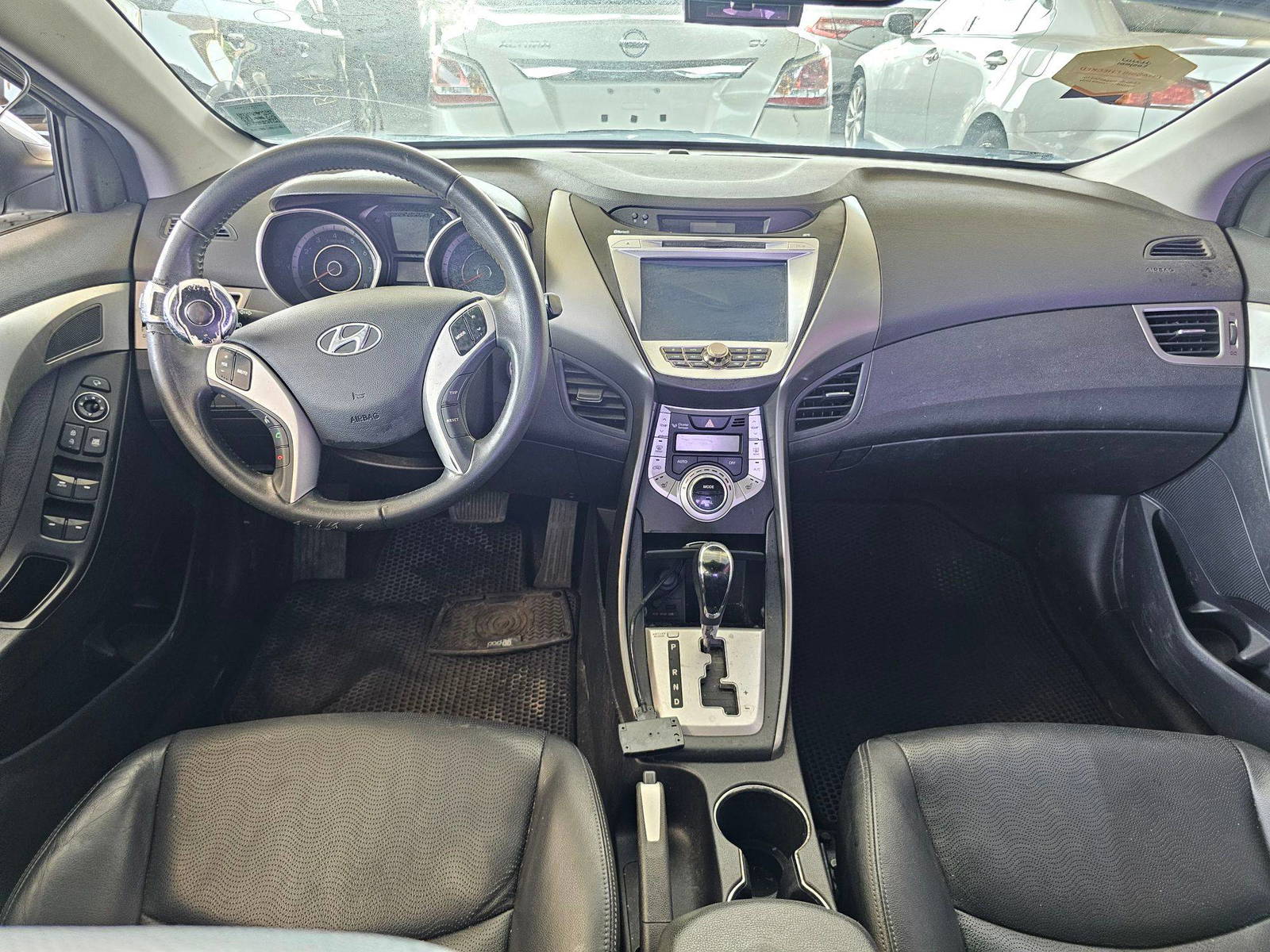 2012 HYUNDAI AVANTE — 101592 KM — Lot 227812 — Souq - Marhaba Auctions Used Cars - Image 7