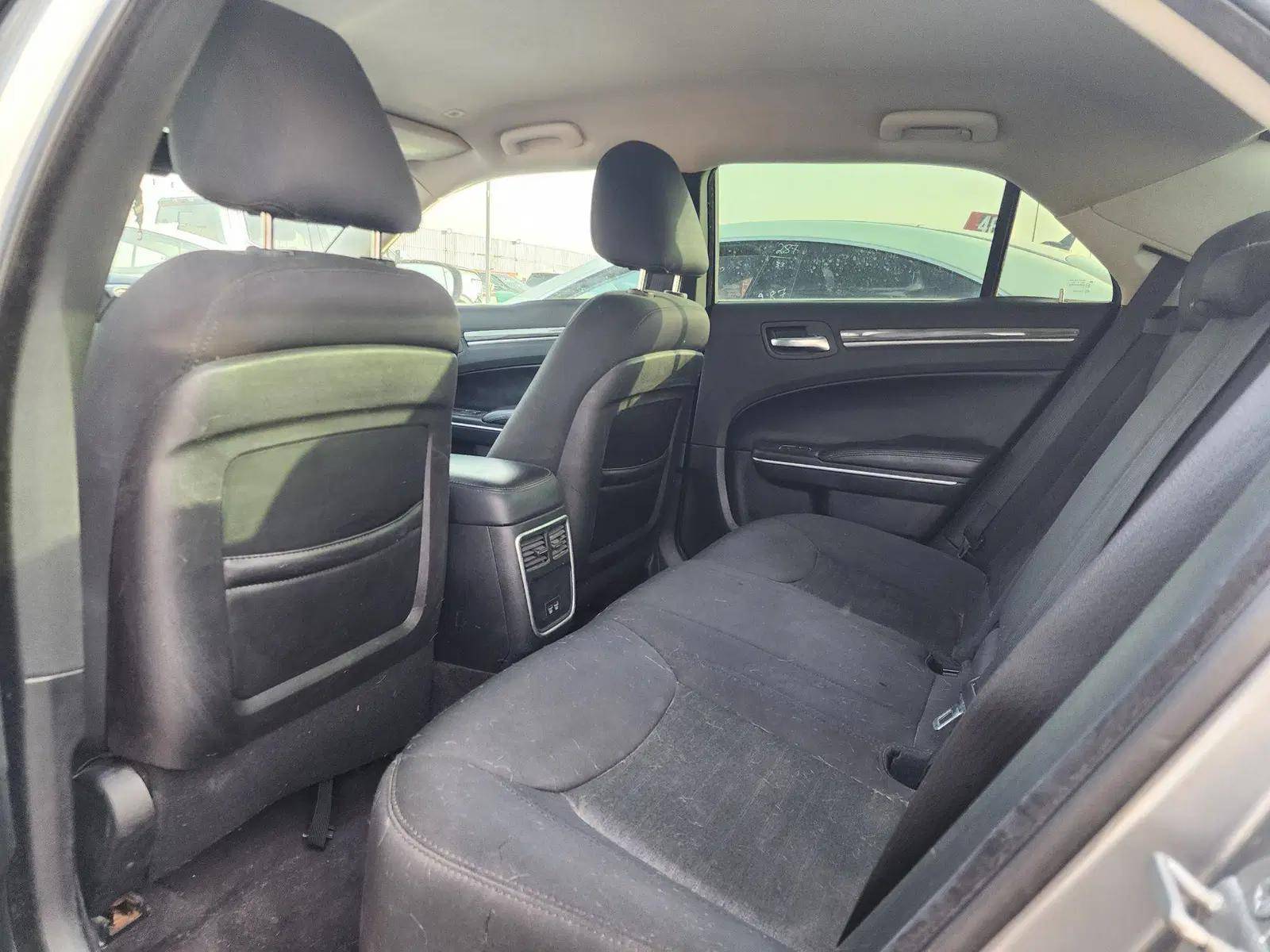 2018 CHRYSLER 300 — 118299 Miles — Lot G6JH249801 - Marhaba Auctions Used Cars - Image 6