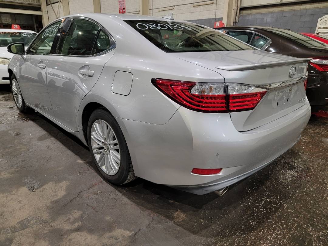 2013 LEXUS ES 350 — 115070 Miles — Lot 080133 - Marhaba Auctions Used Cars - Image 3