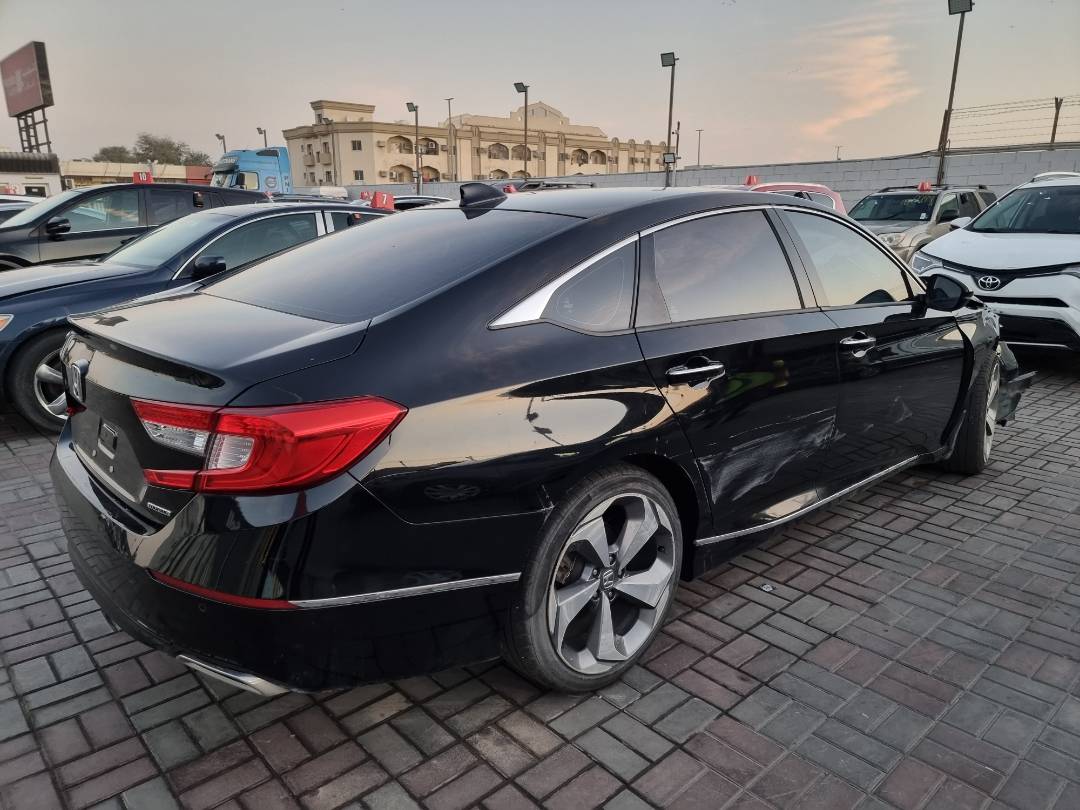 2019 HONDA ACCORD — 143693 KM — Lot 80230624 — Ind. 12 - Marhaba Auctions Used Cars - Image 4