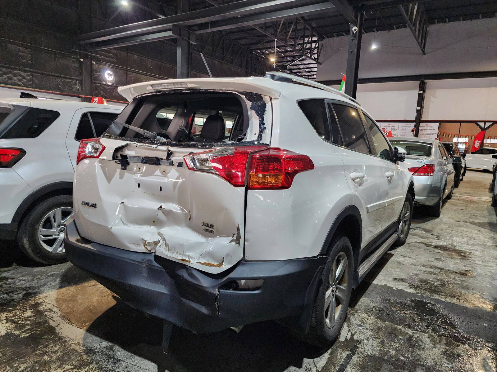 2015 TOYOTA RAV4 — 193361 KM — Lot 71302904 — Souq - Marhaba Auctions Used Cars - Image 5