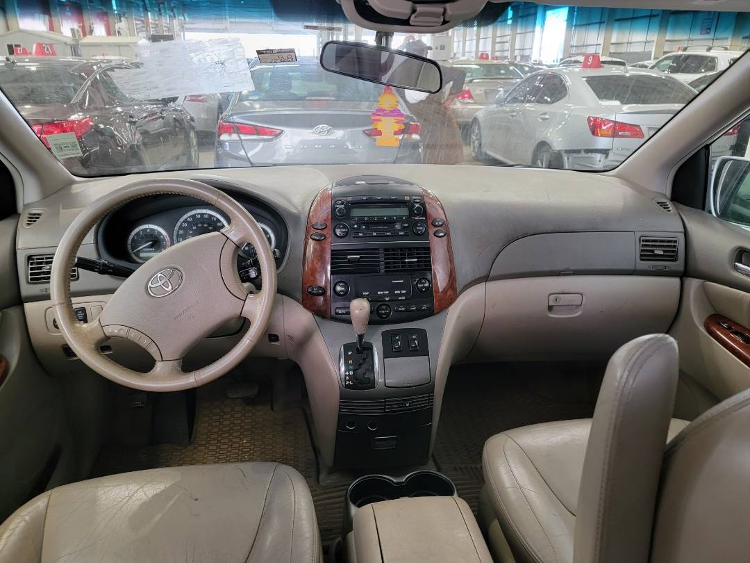 2004 TOYOTA SIENNA — 223253 Miles — Lot 36845913 — Main - Marhaba Auctions Used Cars - Image 7