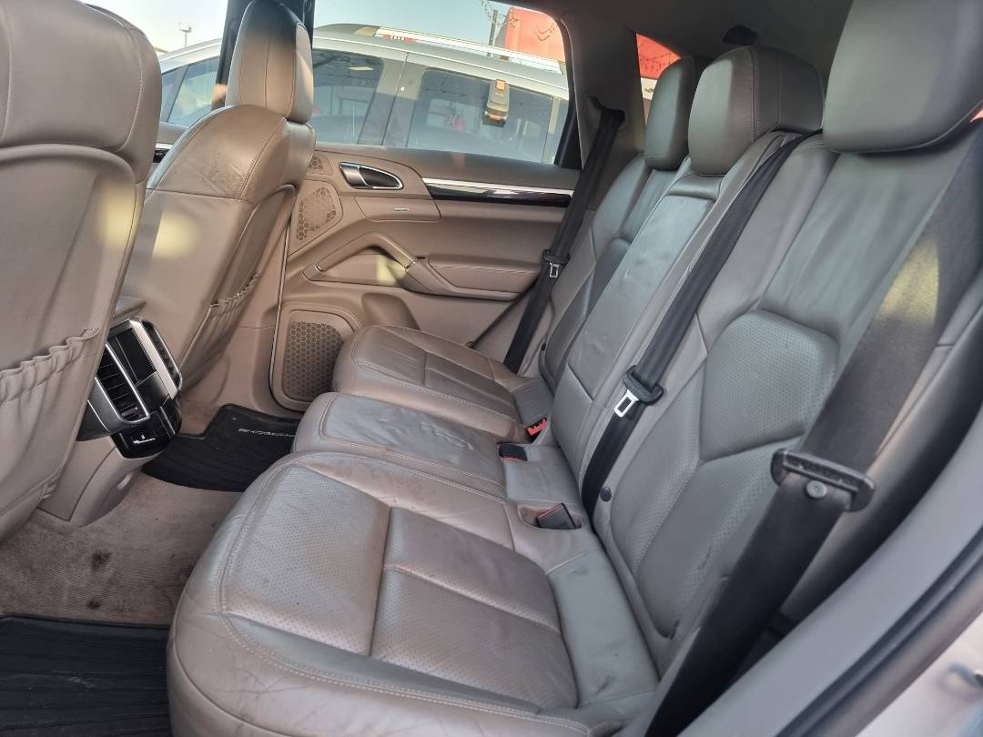 PORSCHE Cayenne 2012 - Marhaba Auction Used Cars - Image 6