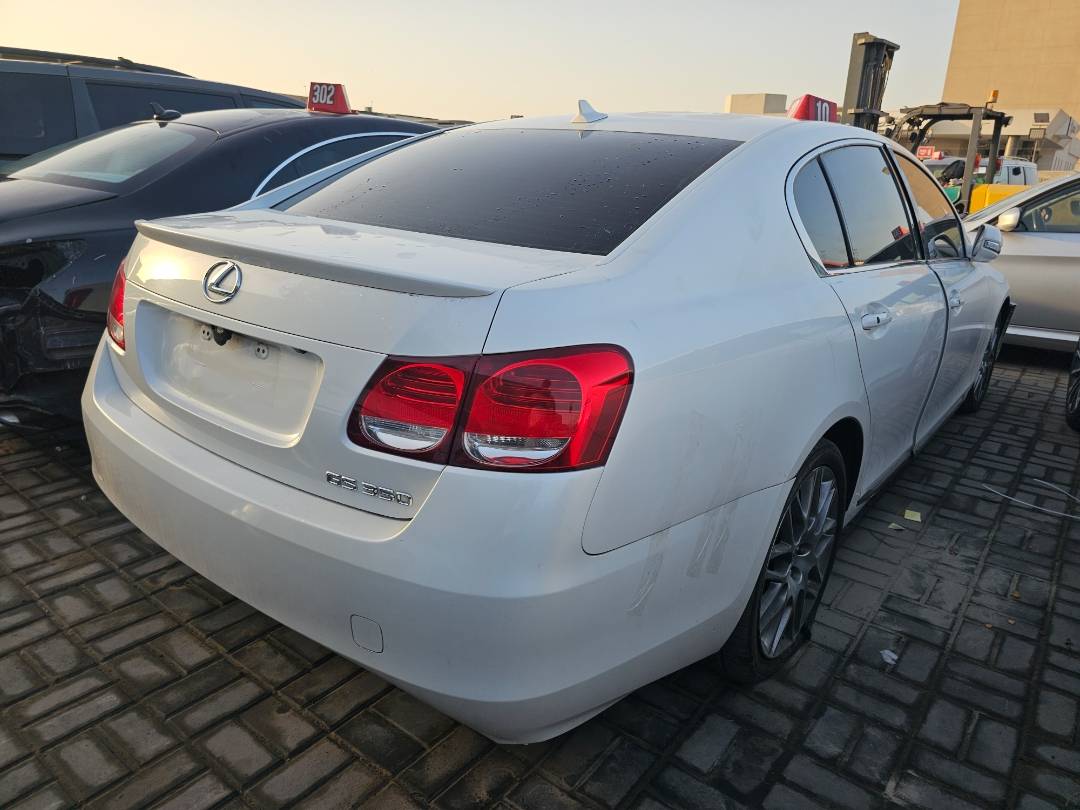 2011 LEXUS GS 350 — 181152 Miles — Lot 42859722 — Main - Marhaba Auctions Used Cars - Image 4