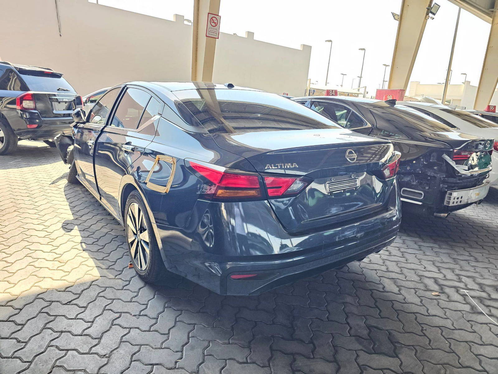 2022 NISSAN ALTIMA — 73985 Miles — Lot 85377335 — Main - Marhaba Auctions Used Cars - Image 4