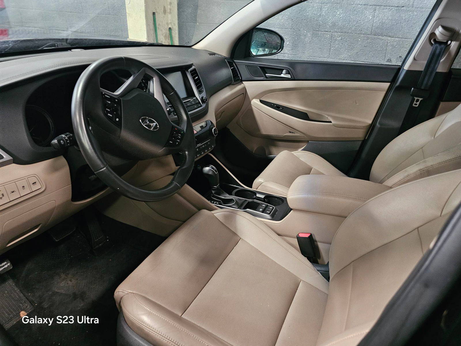 2017 HYUNDAI TUCSON — 120823 Miles — Lot 43686475 — Main - Marhaba Auctions Used Cars - Image 6
