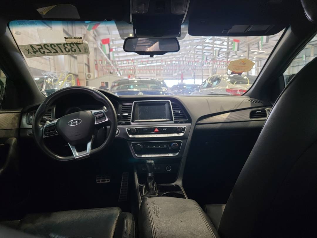 2018 HYUNDAI SONATA — 204437 Miles — Lot 73372254 — Main - Marhaba Auctions Used Cars - Image 8