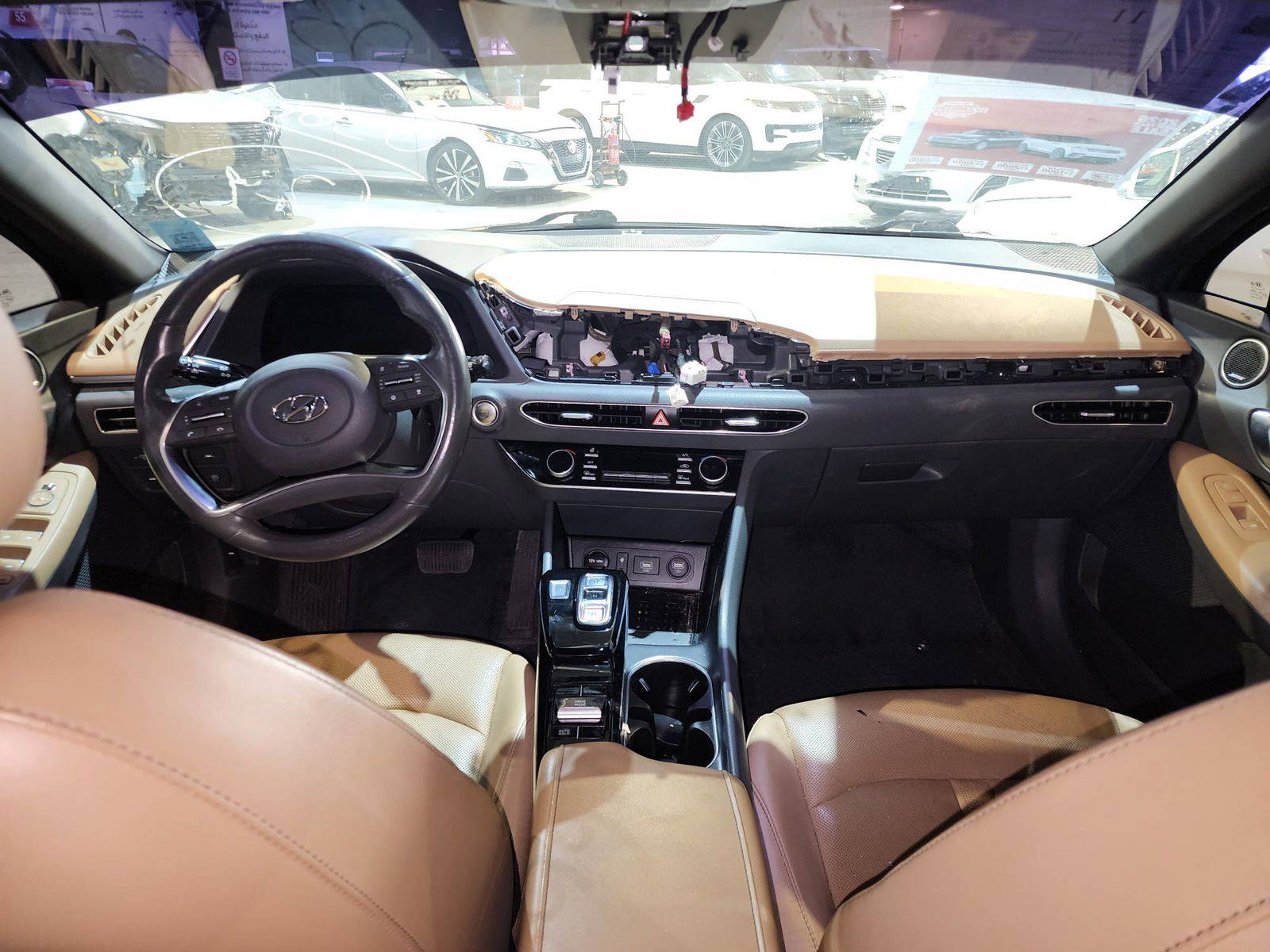 2020 HYUNDAI SONATA — 76395 Miles — Lot H036692 — Al Quoz - Marhaba Auctions Used Cars - Image 8