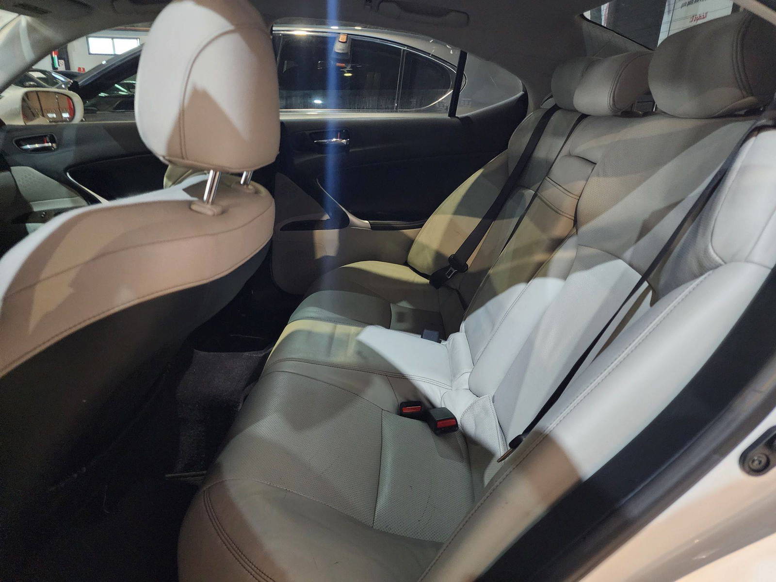 2010 LEXUS IS 250 — 217564 Miles — Lot 16057 — Al Quoz - Marhaba Auctions Used Cars - Image 8