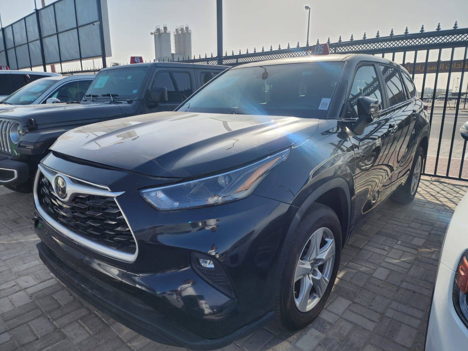 TOYOTA HIGHLANDER