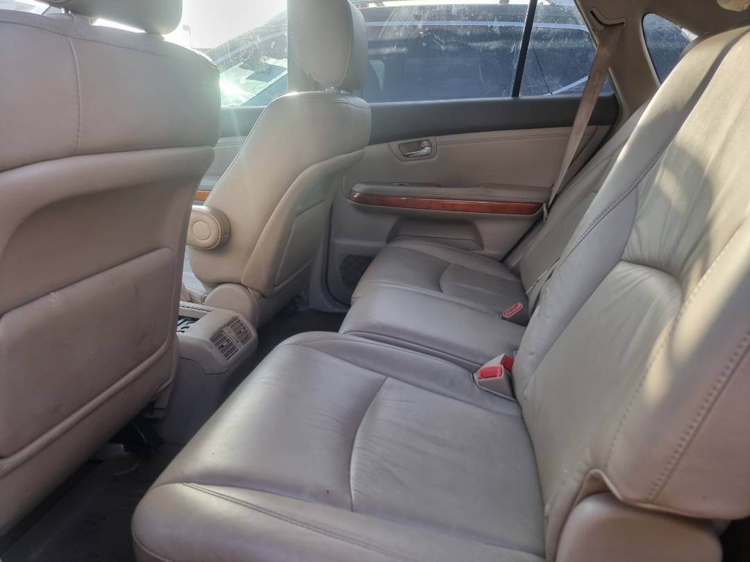 2008 LEXUS RX 350 — 210304 Miles — Lot 8C042823 — Souq - Marhaba Auctions Used Cars - Image 17