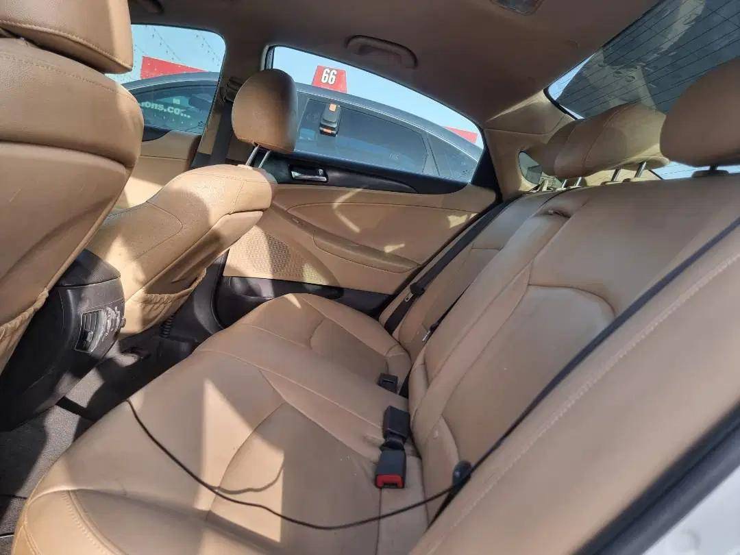 HYUNDAI SONATA 2011 - Marhaba Auction Used Cars - Image 6