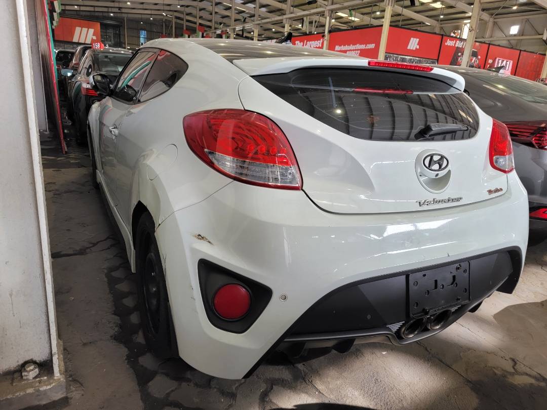 2014 HYUNDAI VELOSTER — 92277 KM — Lot 53842735 — Main - Marhaba Auctions Used Cars - Image 5