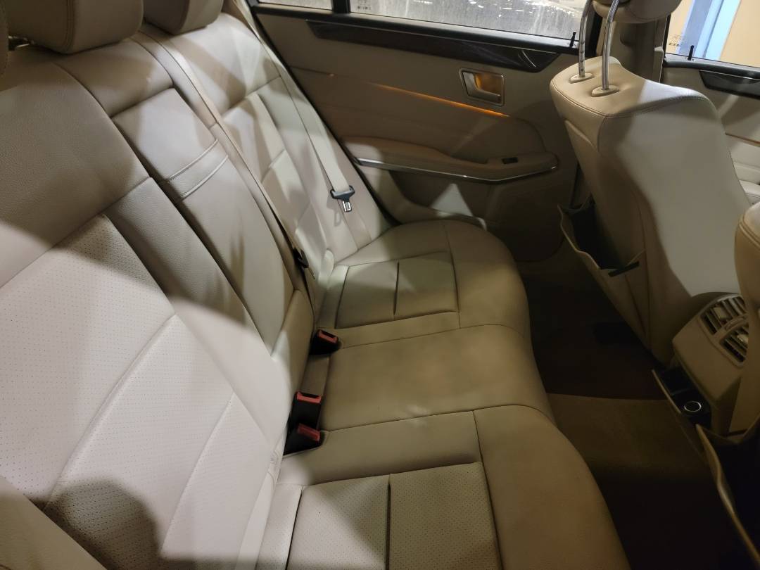 2014 MERCEDES BENZ E 350 — 175784 Miles — Lot 68585543 - Marhaba Auctions Used Cars - Image 10