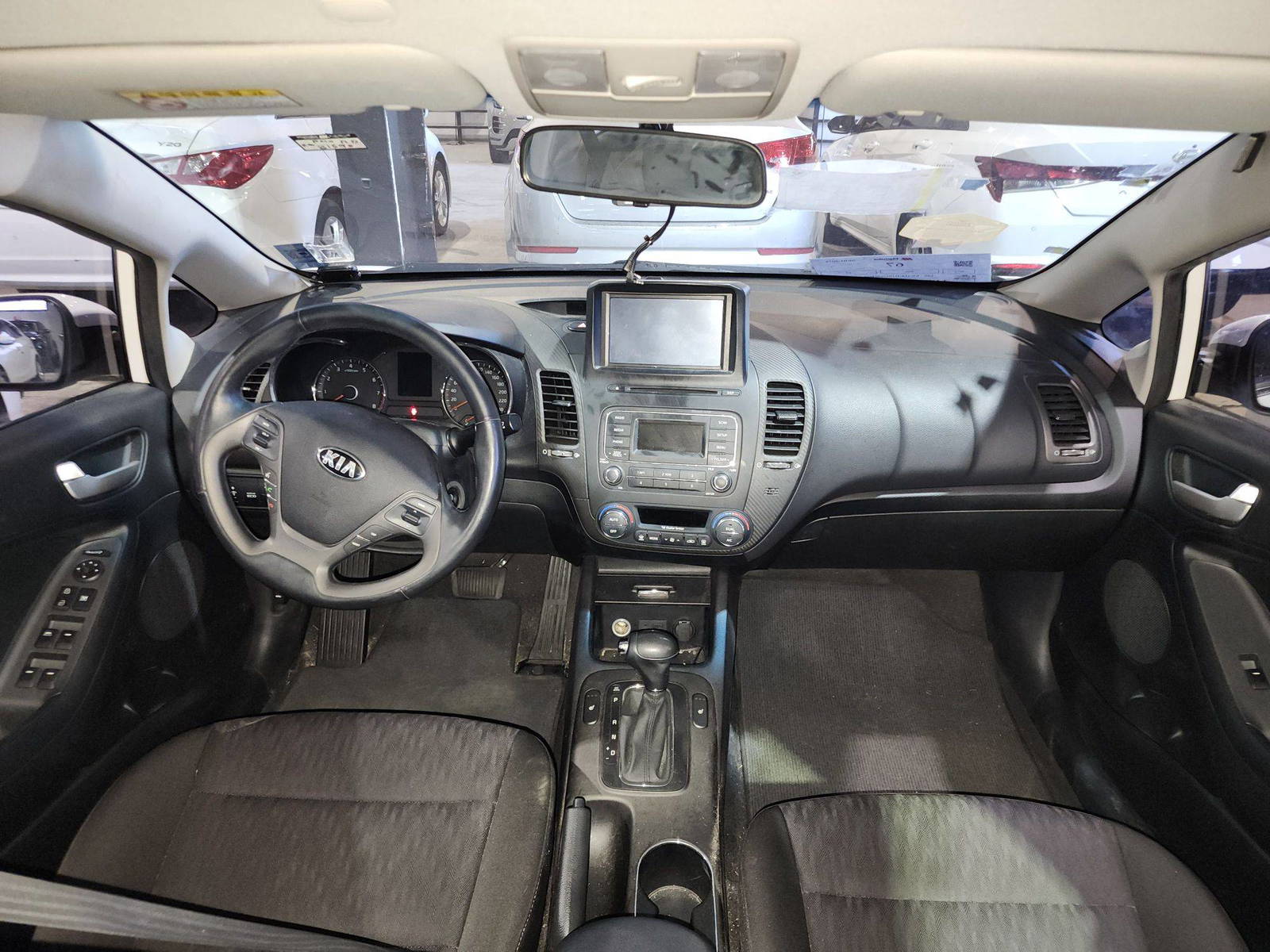 2013 KIA K3 — 81590 KM — Lot 084088 — Al Quoz - Marhaba Auctions Used Cars - Image 8