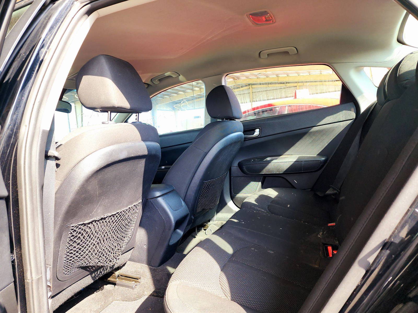 2019 KIA OPTIMA — 108197 Miles — Lot L37KG353386 — Souq - Marhaba Auctions Used Cars - Image 6