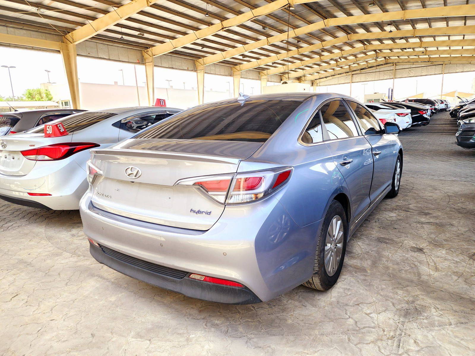 2015 HYUNDAI SONATA — 208979 KM — Lot 005316 — Souq - Marhaba Auctions Used Cars - Image 4