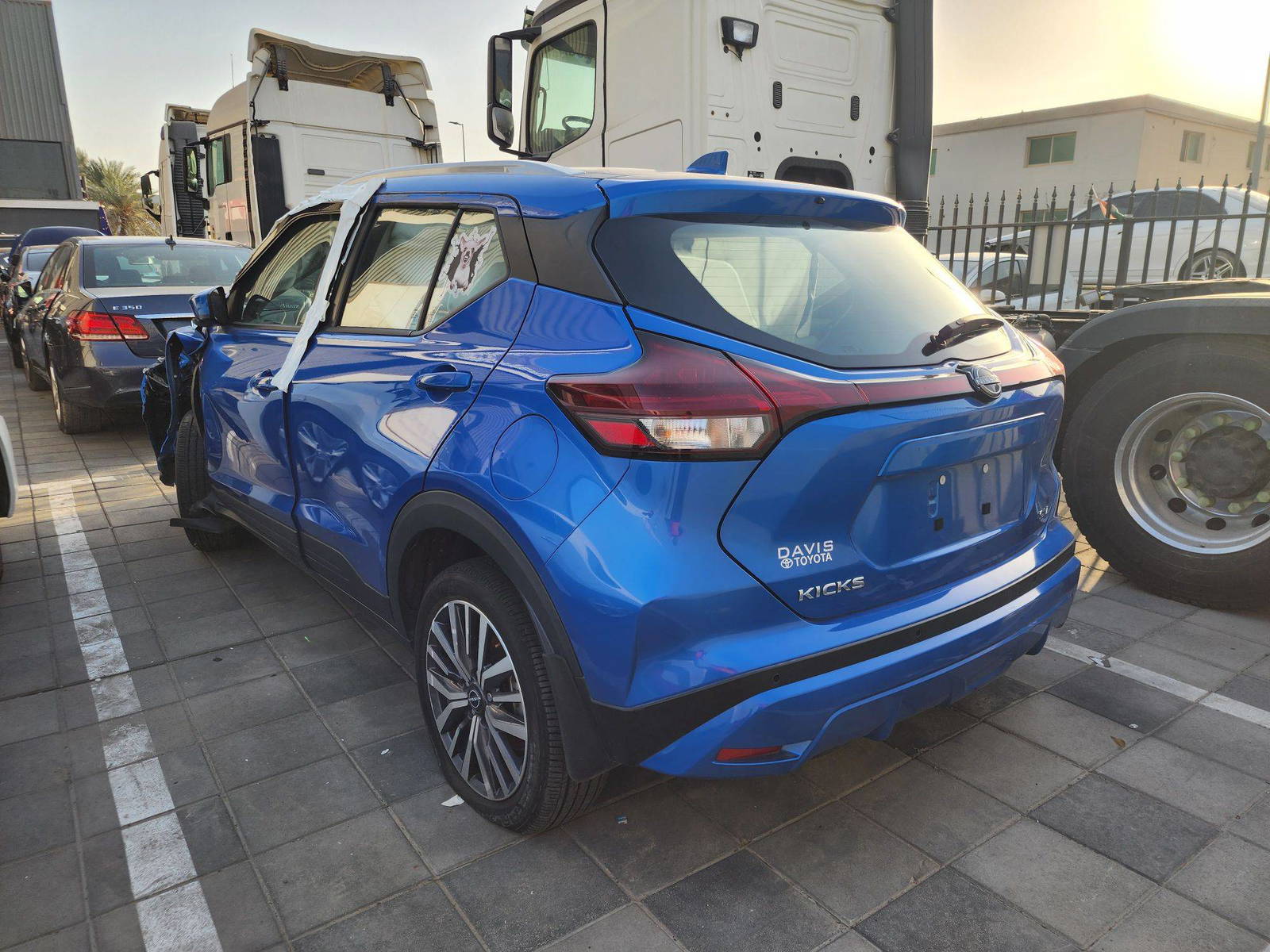 2023 NISSAN KICKS — 22115 Miles — Lot 80421664 — Main - Marhaba Auctions Used Cars - Image 6