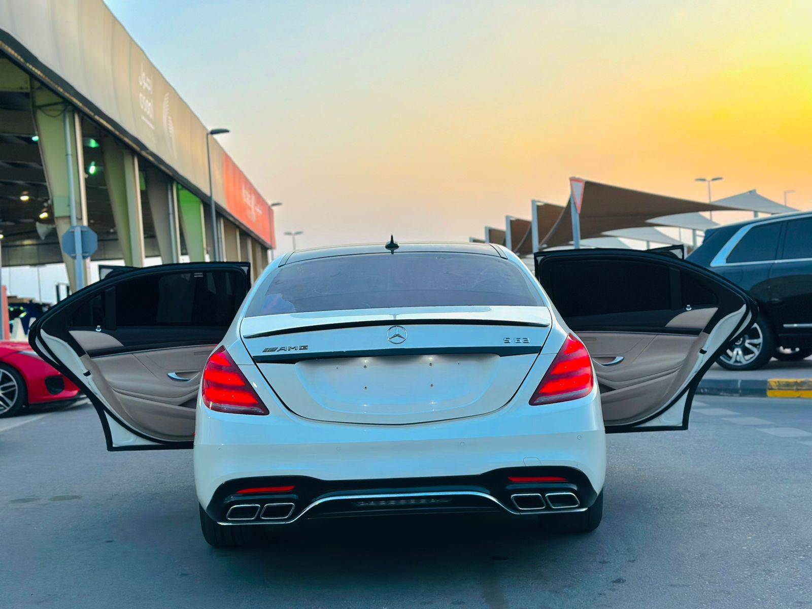 2019 MERCEDES BENZ S 560 — 125492 KM — Lot 32860722 — Souq - Marhaba Auctions Used Cars - Image 3
