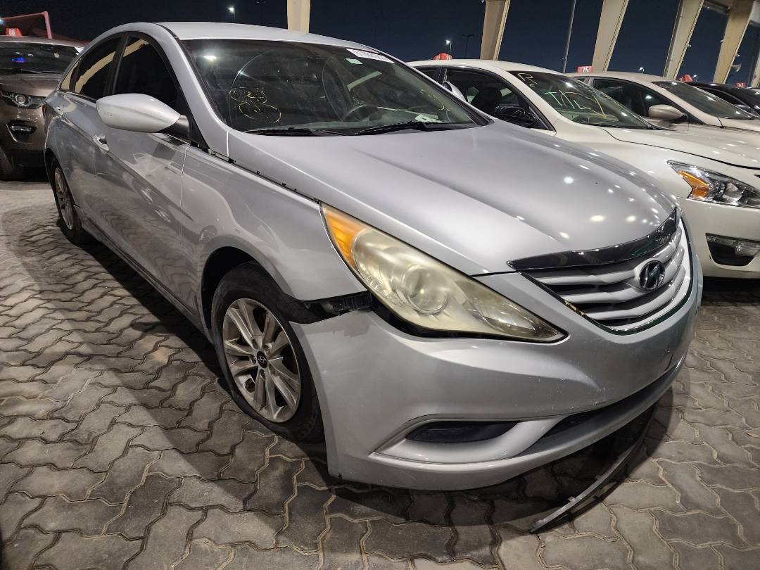 2013 HYUNDAI SONATA — 138628 Miles — Lot H768249 - Marhaba Auctions Used Cars - Image 5