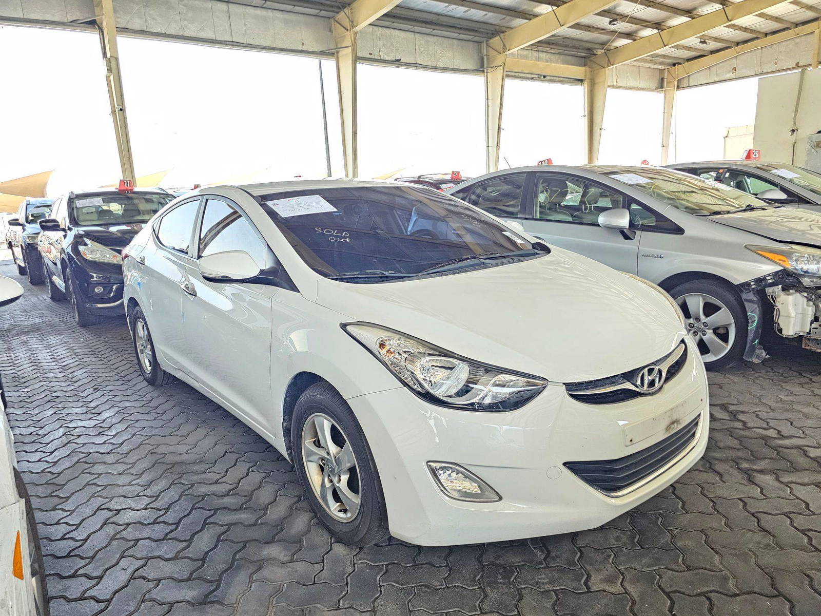 2011 HYUNDAI AVANTE — 194456 KM — Lot 93856 — Souq - Marhaba Auctions Used Cars - Image 4