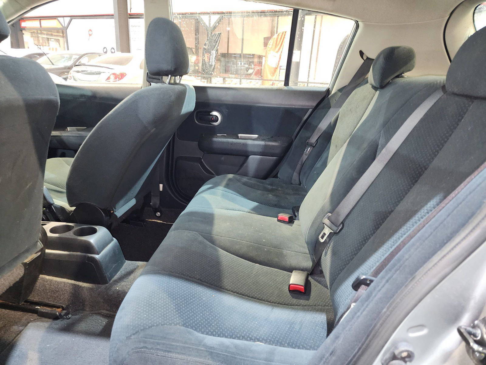 2010 NISSAN VERSA — 146715 Miles — Lot 56243904 — Al Quoz - Marhaba Auctions Used Cars - Image 6