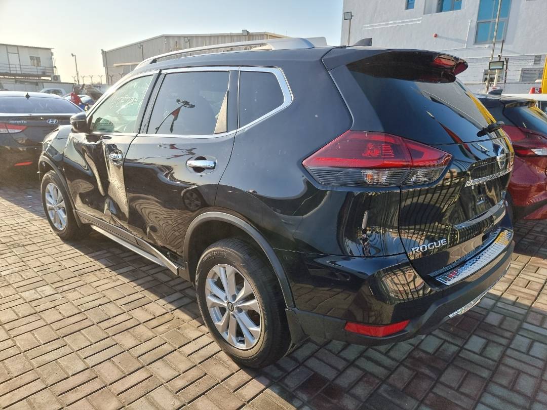 2018 NISSAN ROGUE — 76565 Miles — Lot 215487 — Main - Marhaba Auctions Used Cars - Image 4