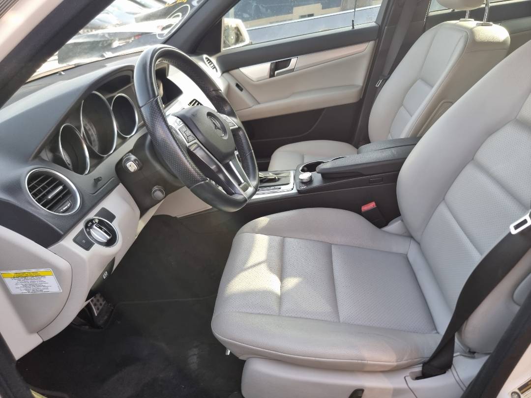 2013 MERCEDES BENZ C-250 — 125105 Miles — Lot 125487 — Souq - Marhaba Auctions Used Cars - Image 6