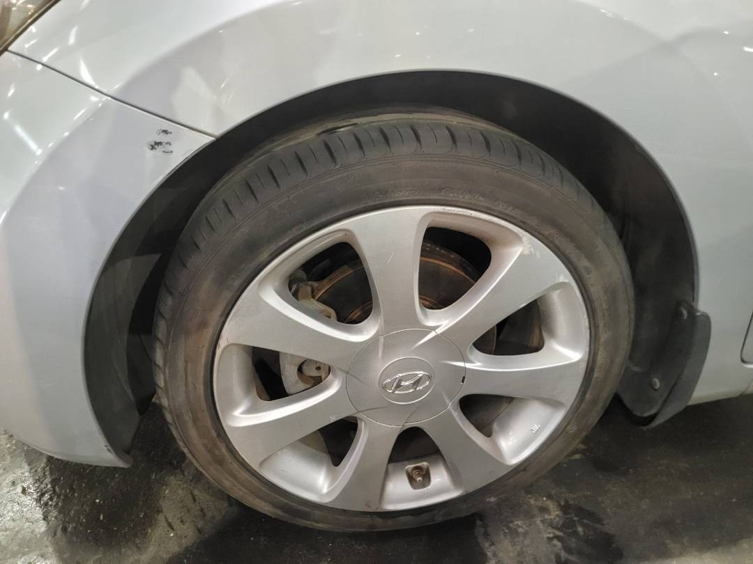 2013 HYUNDAI ELANTRA — 162496 Miles — Lot 38640725 — Main - Marhaba Auctions Used Cars - Image 9