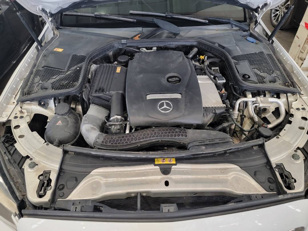2016 MERCEDES BENZ C300 — 97040 Miles — Lot 146129 — Main - Marhaba Auctions Used Cars - Image 12